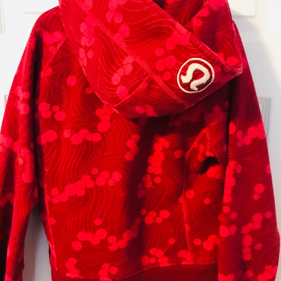 Lululemon sweater - Picture 2 of 3